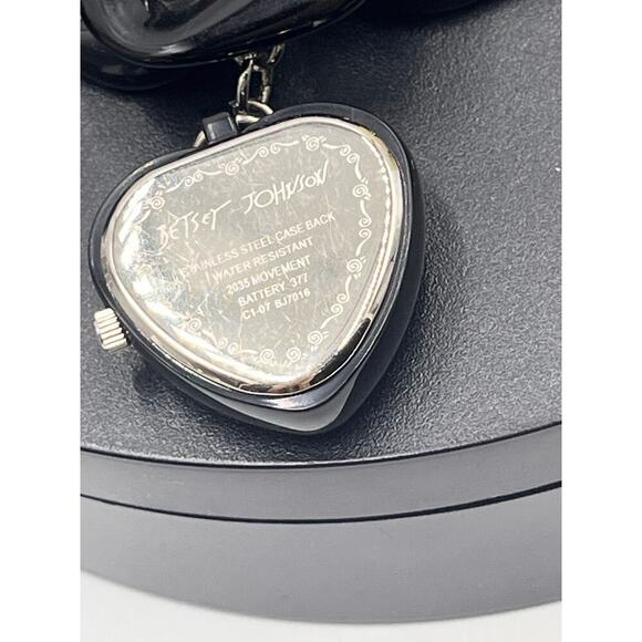 Betsey Johnson Vintage Black Puffy‎ 3D Heart Watch Chain Bracelet BJ7016 - Picture 7 of 10
